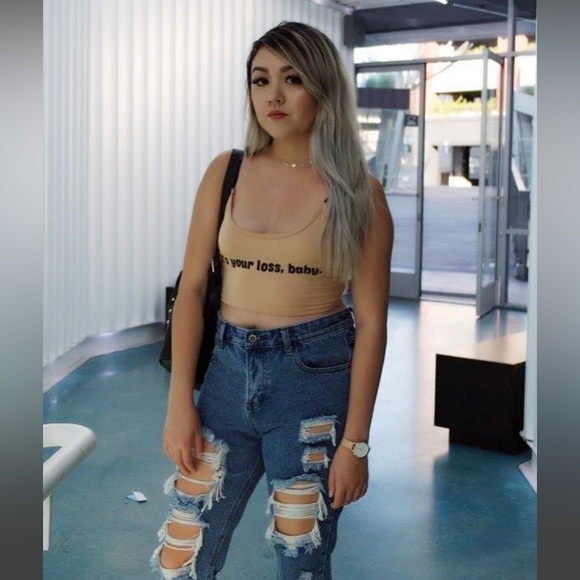 Distressed Jeans - Picture 2 of 10